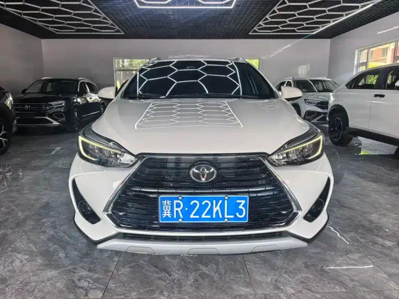 Toyota Yaris L