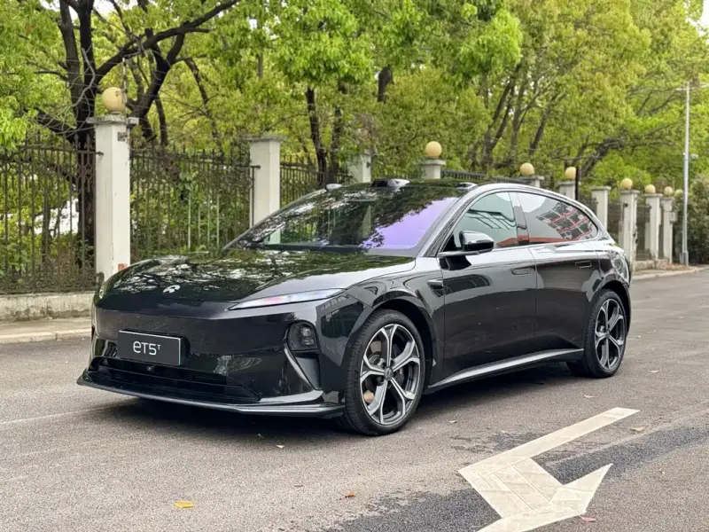 NIO ET5T