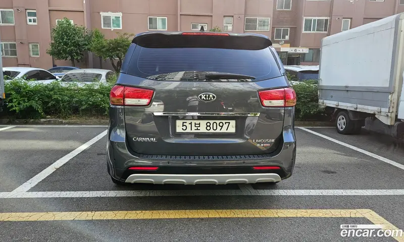 Kia Carnival (Canival)