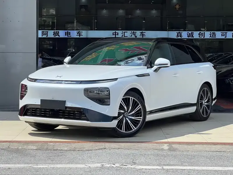 XPeng G9