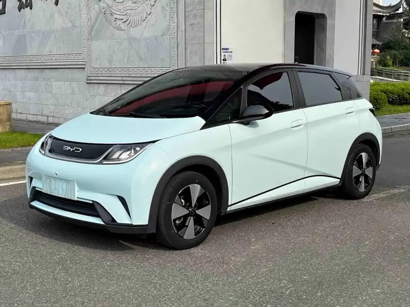 BYD Dolphin