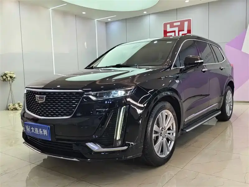 Cadillac XT6