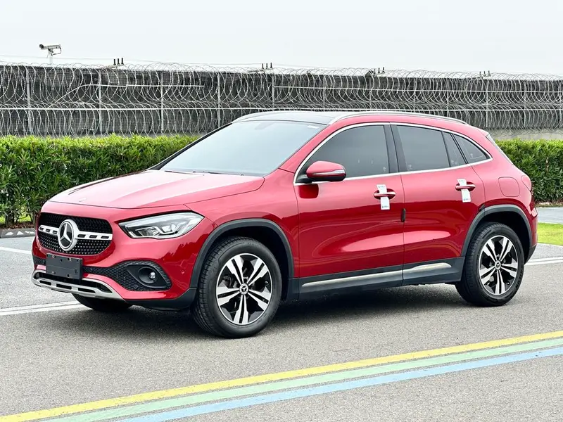 Mercedes-Benz GLA