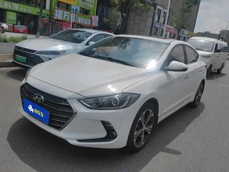 Hyundai Elantra