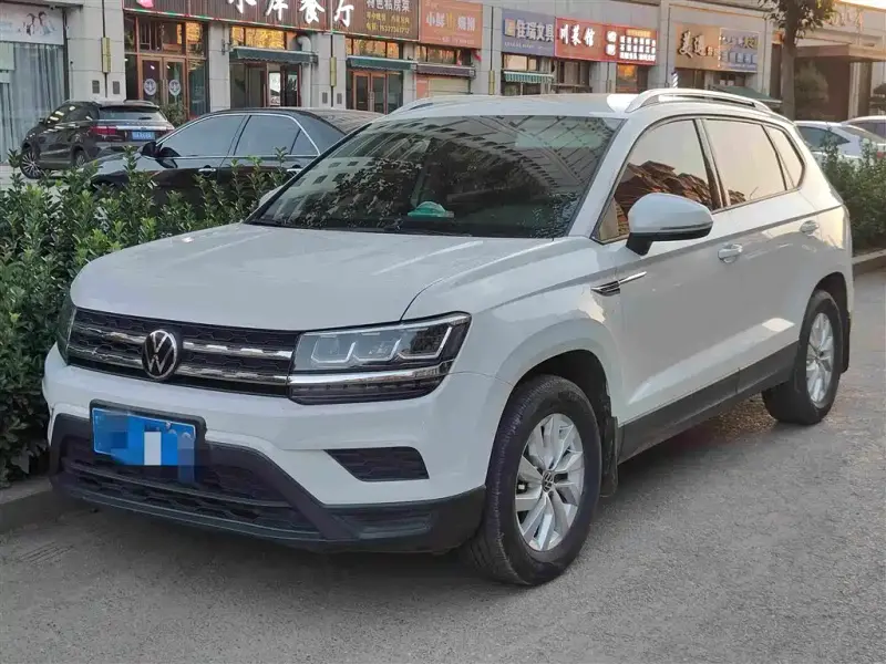 Volkswagen Tharu