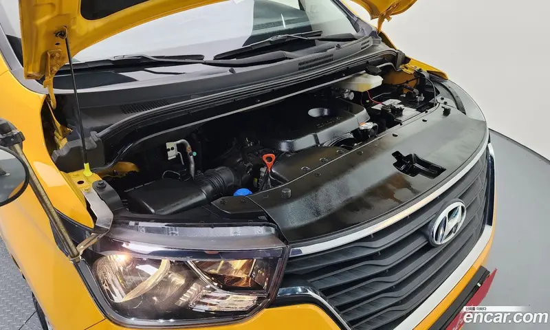 Hyundai H-1