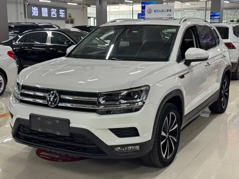 Volkswagen Tharu