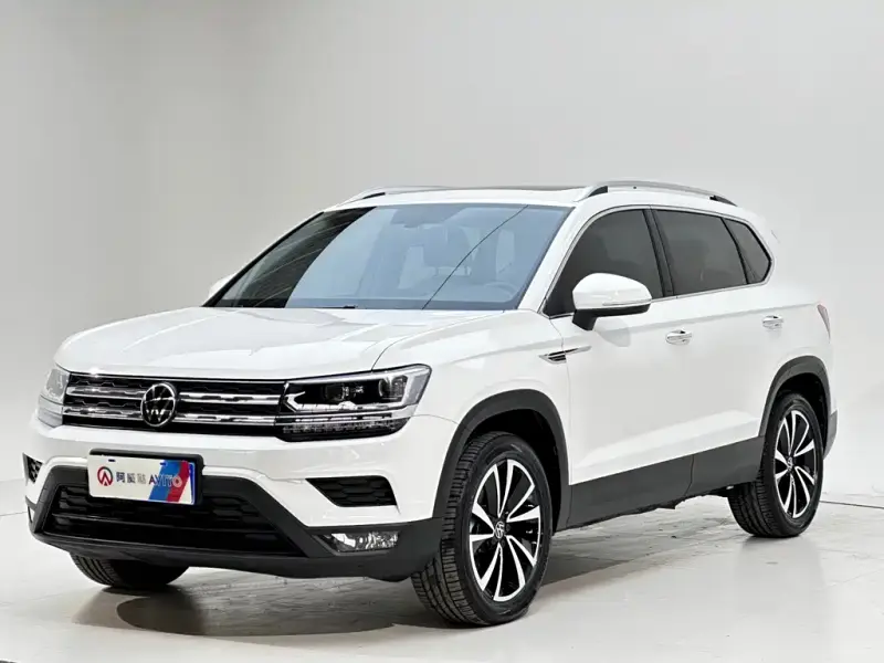 Volkswagen Tharu