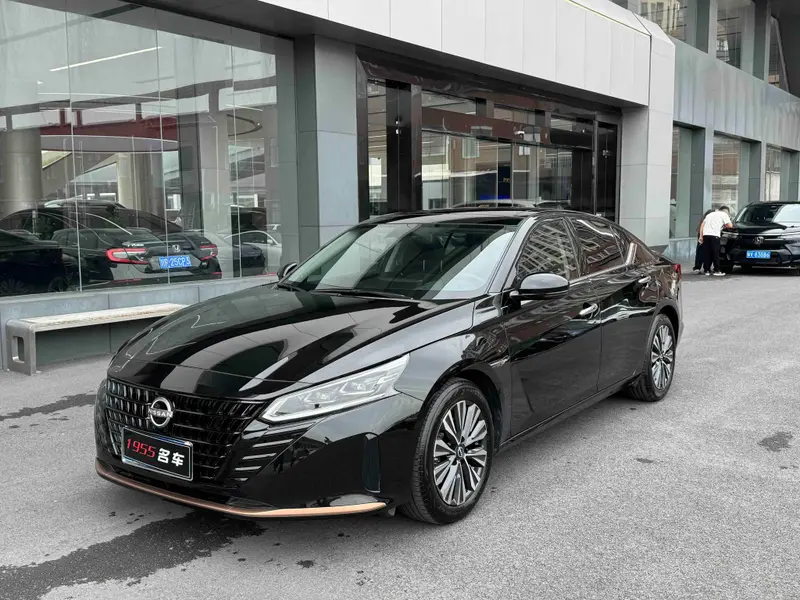 Nissan Teana
