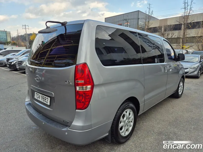 Hyundai H-1 (Starex)