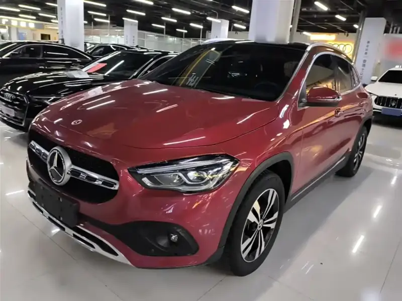 Mercedes-Benz GLA