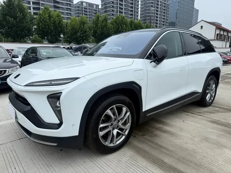 NIO ES6