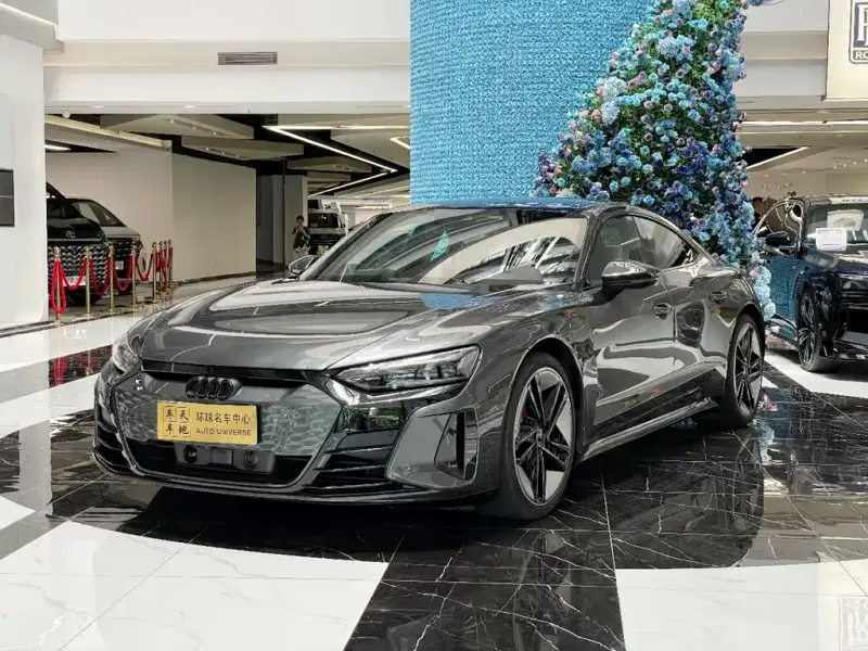 Audi e-tron GT