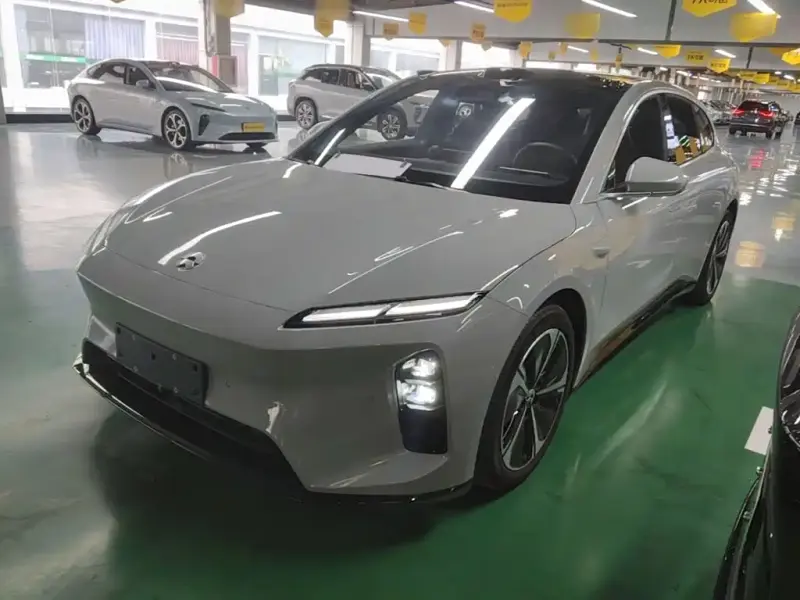 NIO ET5T
