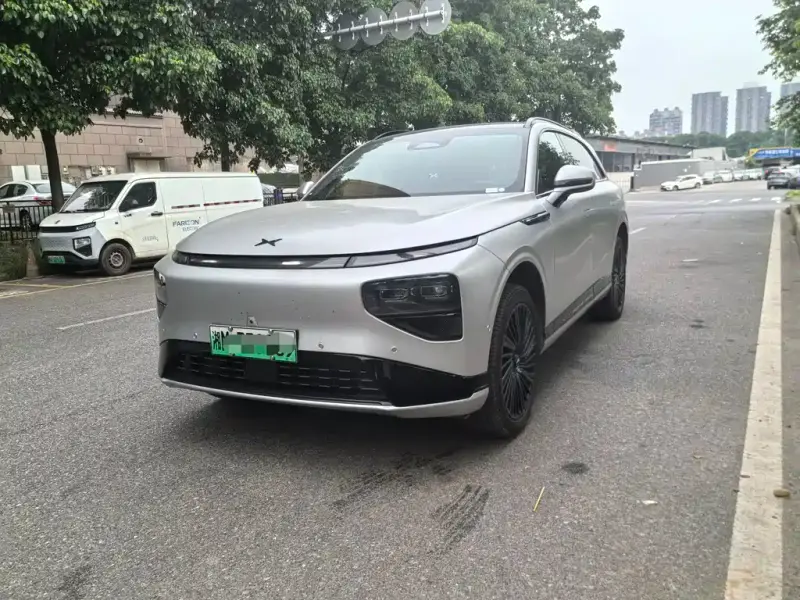 XPeng G9