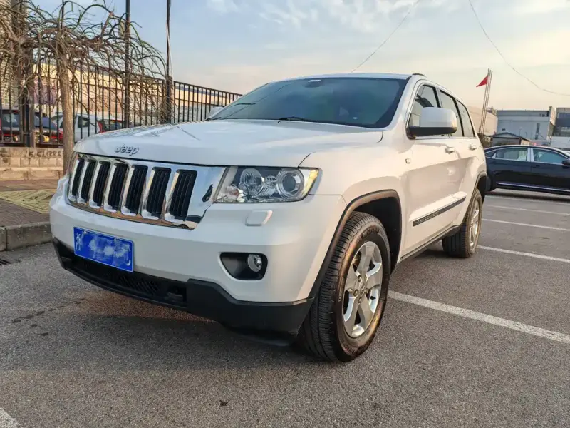 Jeep Grand Cherokee (Import)
