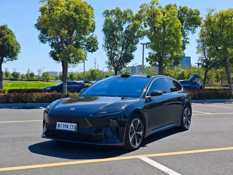 NIO ET5T