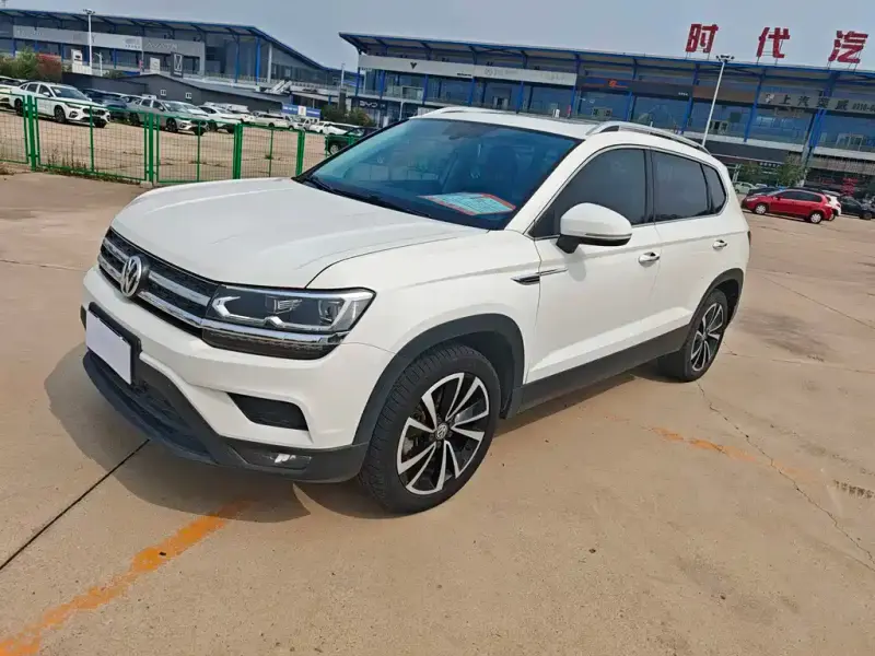 Volkswagen Tharu
