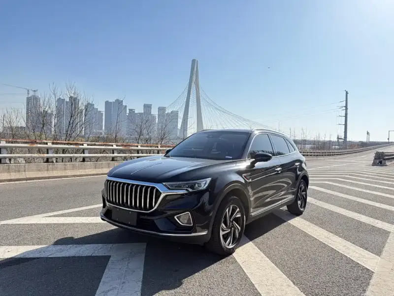 Hongqi HS5