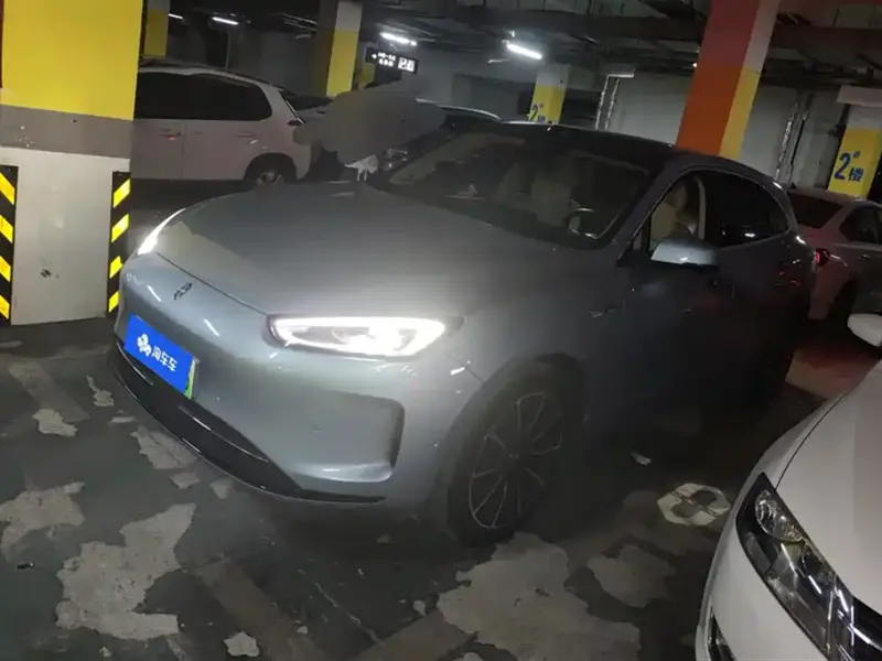 AITO M5