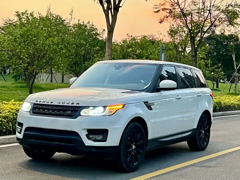 Land Rover Sport