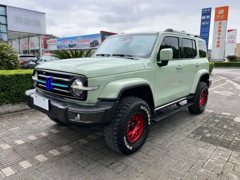 Tank 300