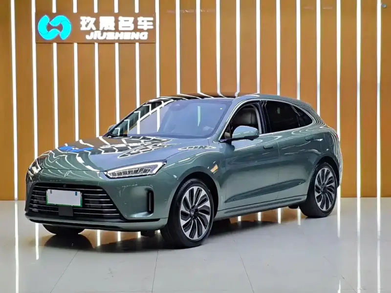 AITO M5