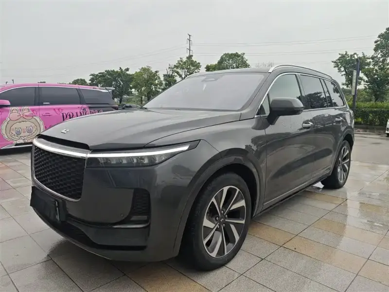 Li Auto ONE