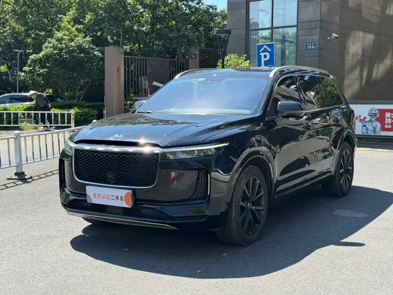 Li Auto ONE