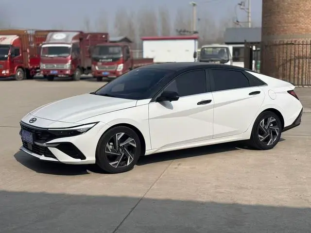 Hyundai Elantra