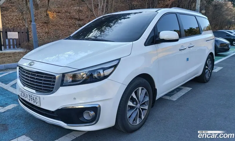 Kia Carnival (Canival)