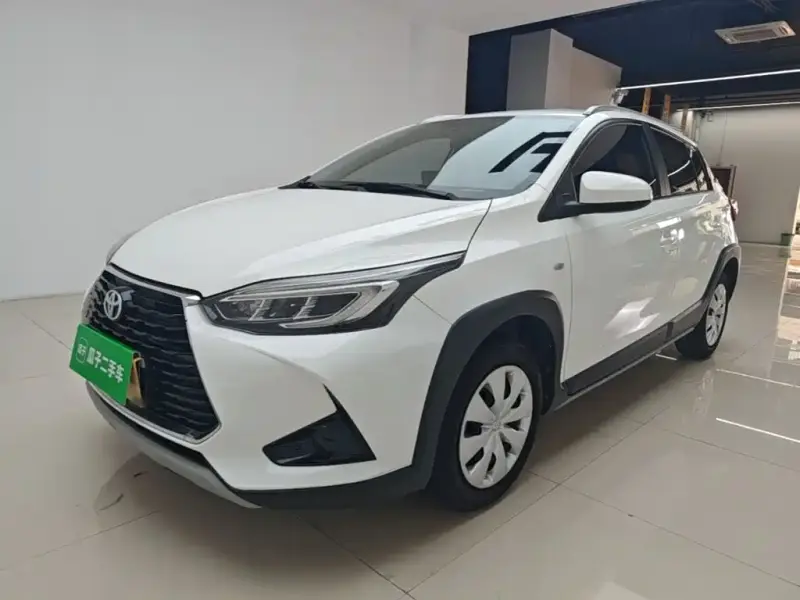 Toyota Yaris L
