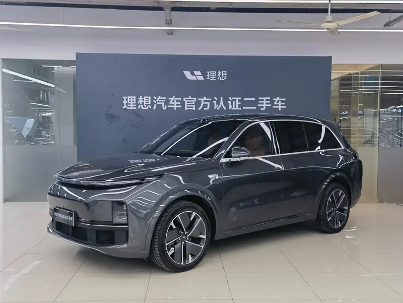 Li Auto L8