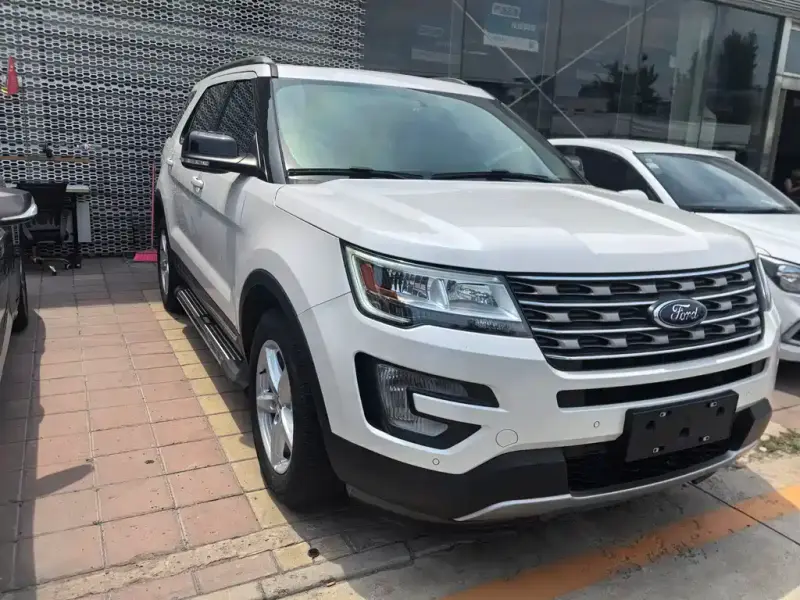 Ford Explorer (Import)