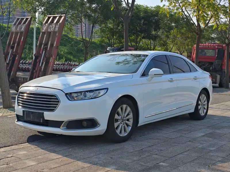 Ford Taurus