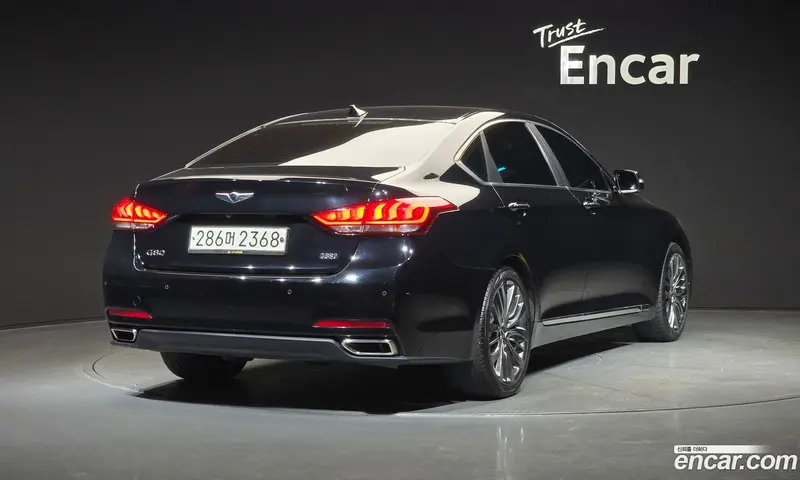 Hyundai Genesis