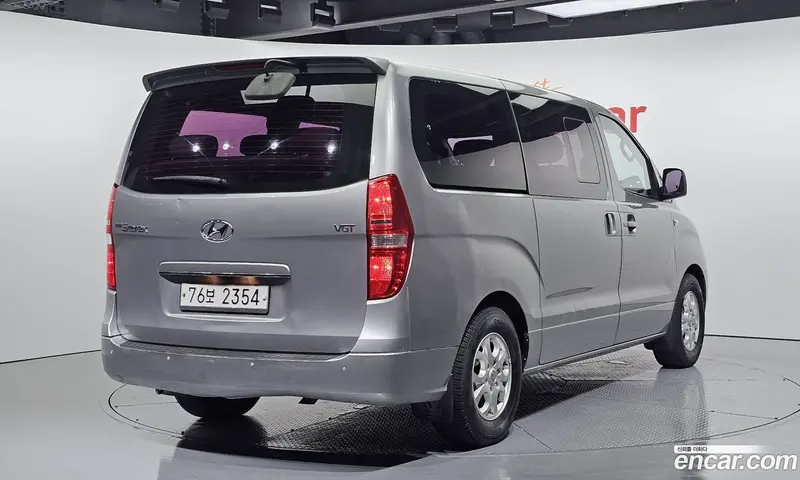 Hyundai H-1