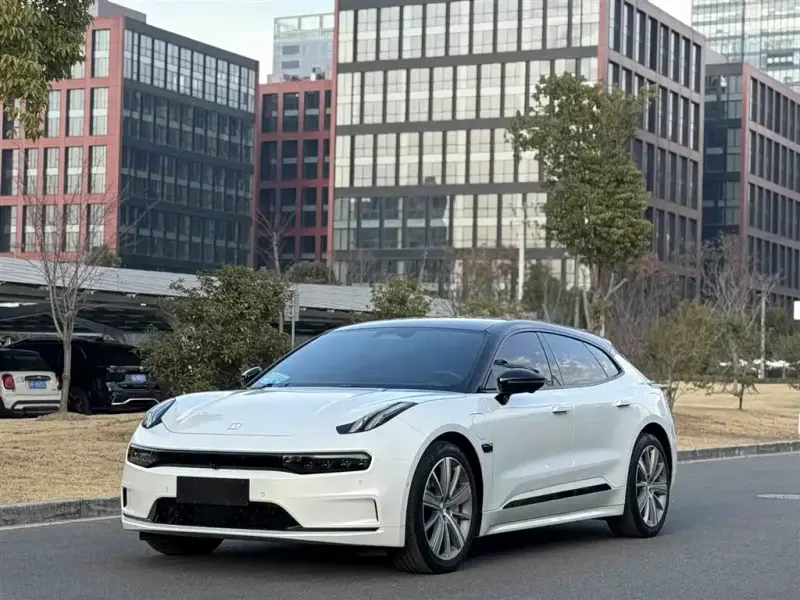 Zeekr 001