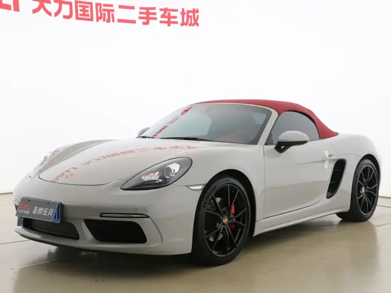 Porsche 718