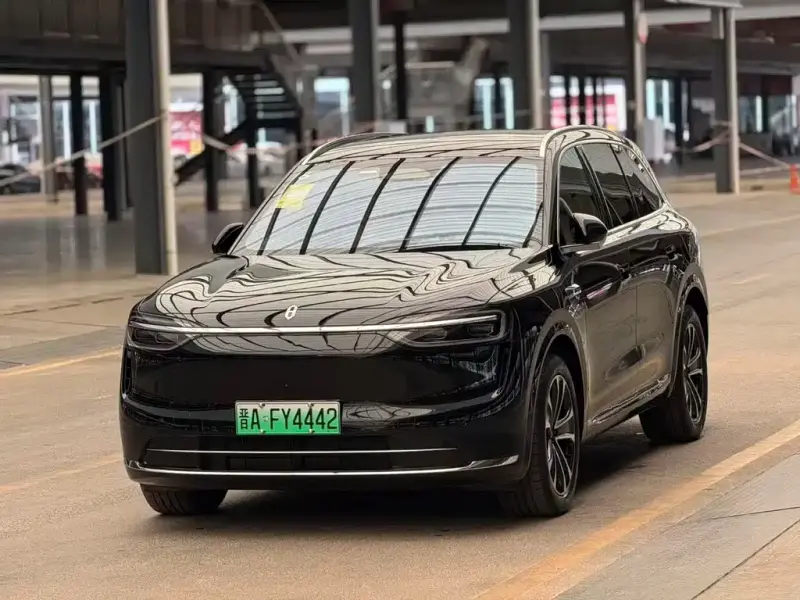 AITO M7