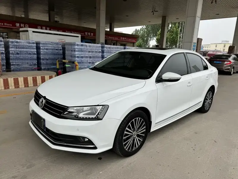 Volkswagen Sagitar