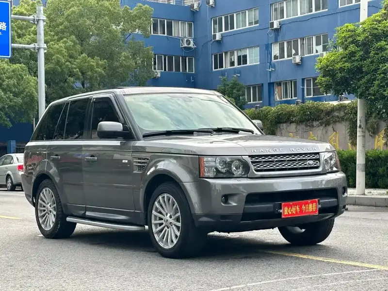 Land Rover Sport