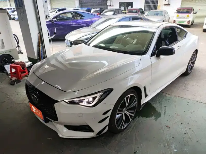 Infiniti Q60