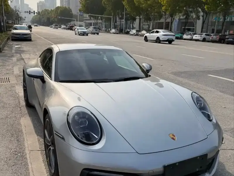 Porsche 911