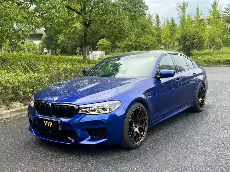 BMW M5