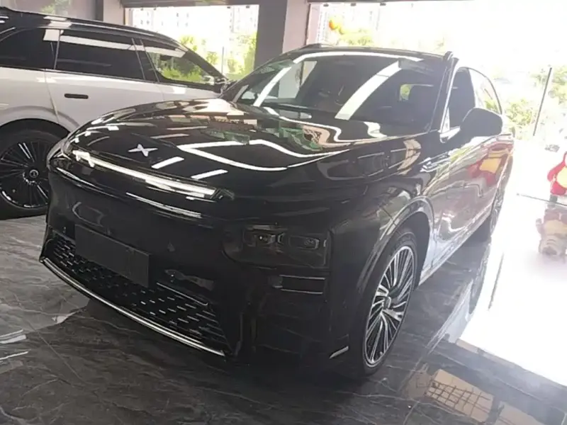 XPeng G9