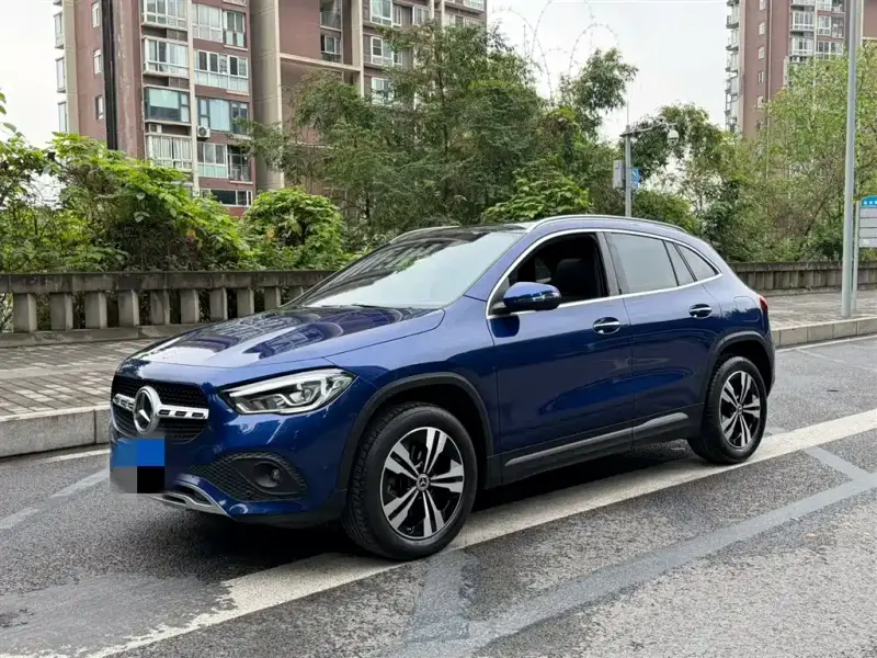 Mercedes-Benz GLA