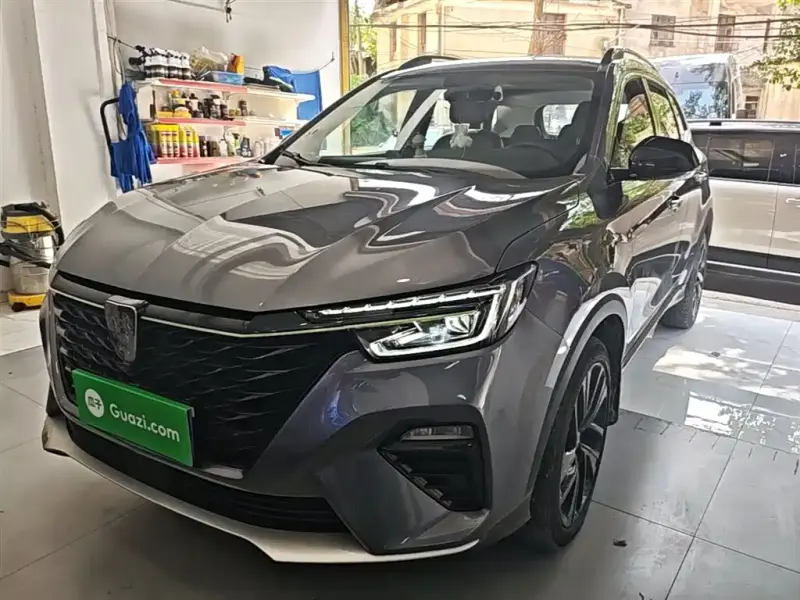 Roewe MG HS (RX5)