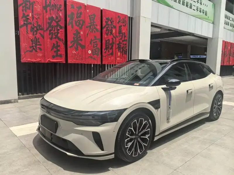 Zeekr 007GT