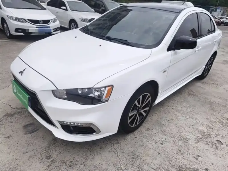 Mitsubishi Lancer EX